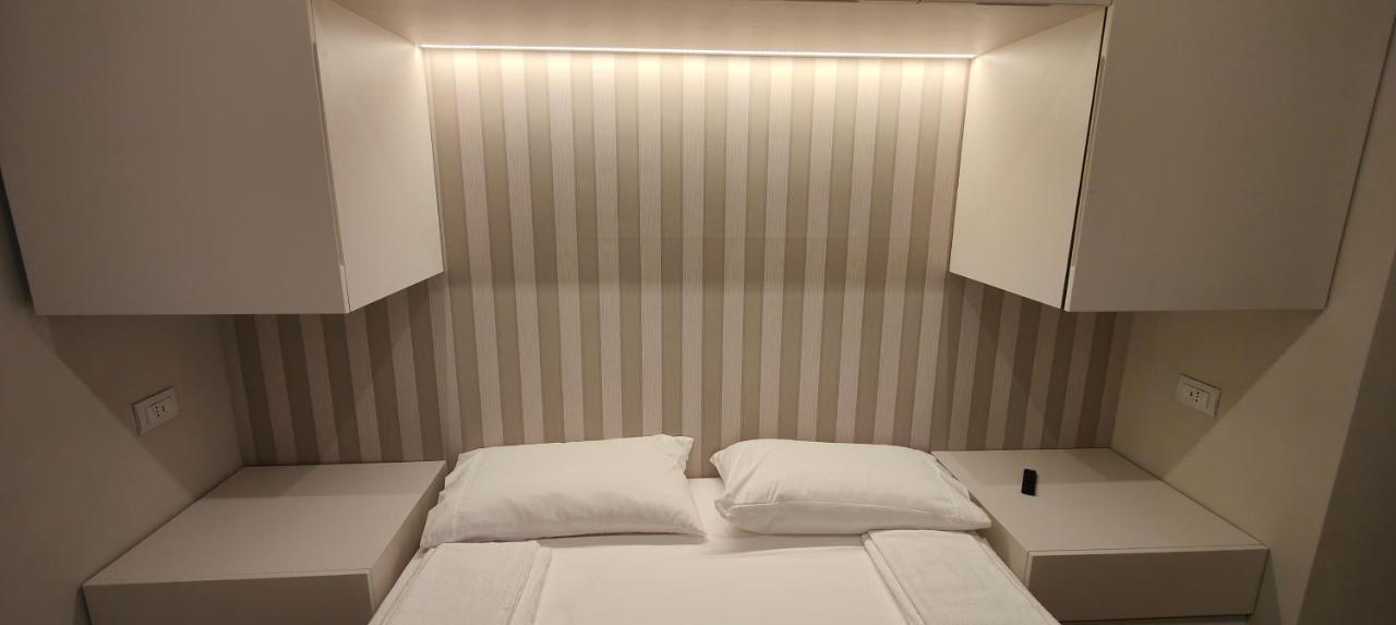 Marcora 6 G Luxury Living Appartement Milaan Buitenkant foto